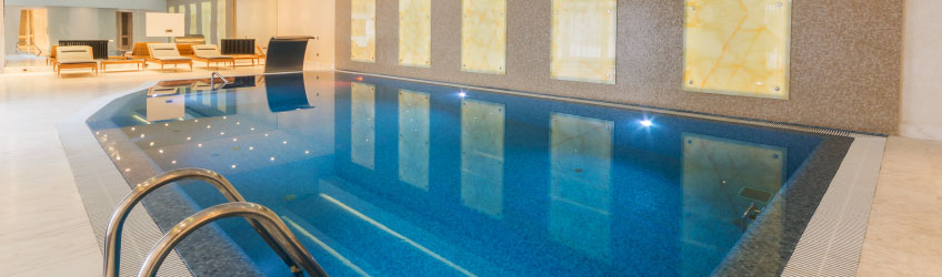 Hotel Pool